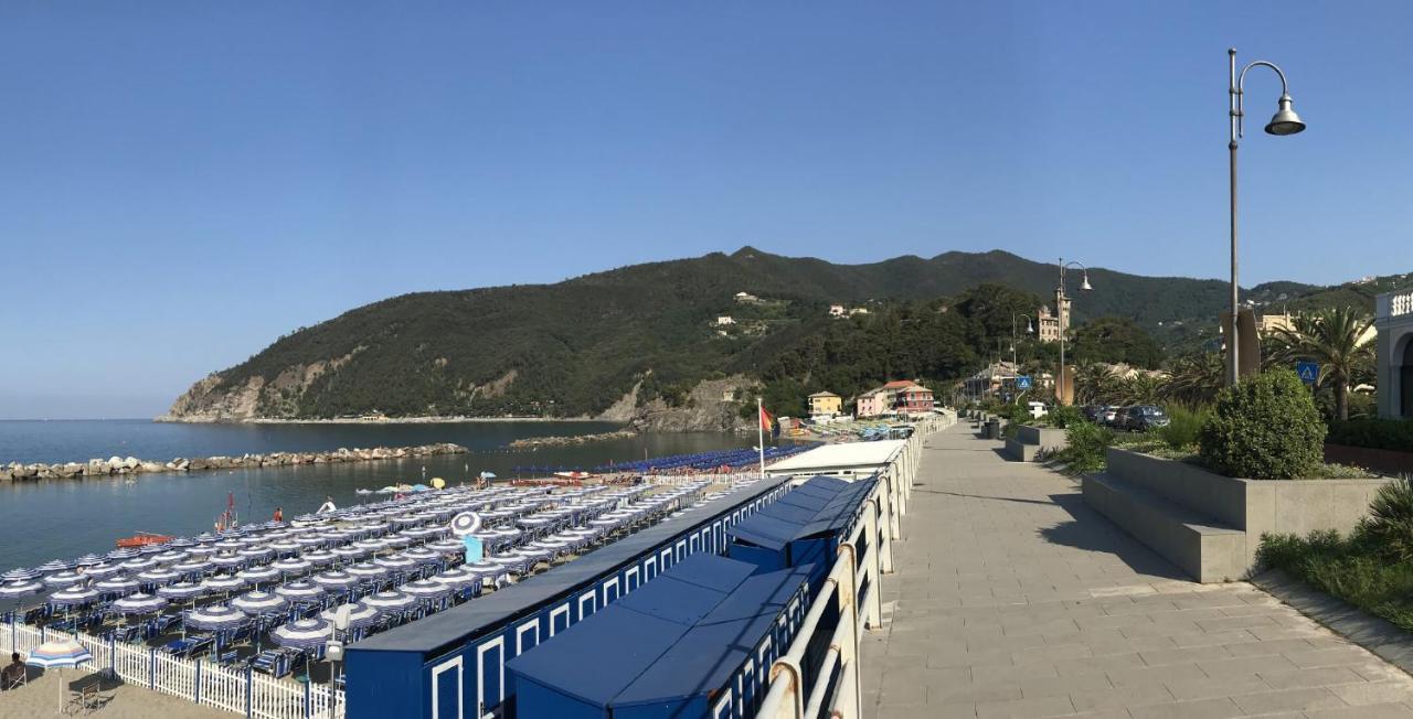 M'Illumino D'Immenso - Moneglia Apartments Exterior photo